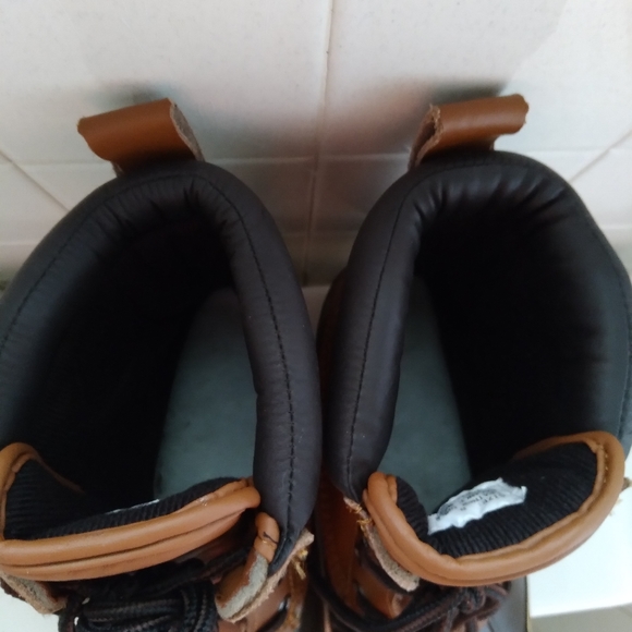 Womens size 8 thermolite brown duck boots - Picture 4 of 9